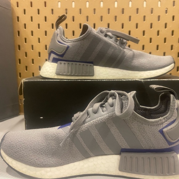 Men’s Addidas NMD’s color block 8.5 - Picture 2 of 6